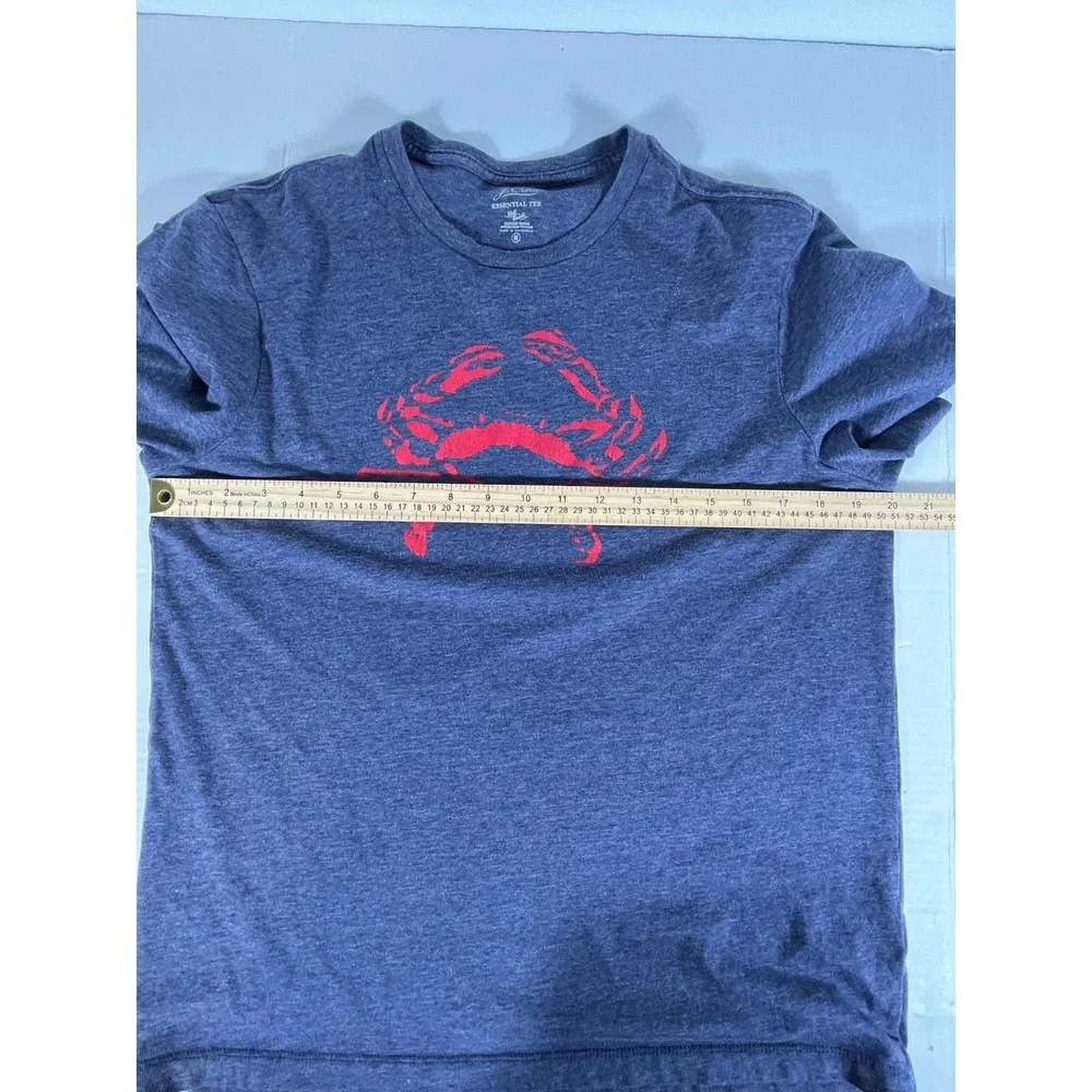 J Crew Essential Tee Men's Medium‎ Navy Blue Red Crab Graphic Short Sleeve